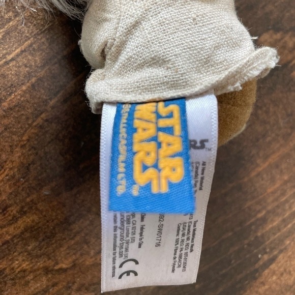 Star Wars Yoda Plush Clip On Talking Stuffed Animal Toy Keychain Lightweight - Picture 4 of 4